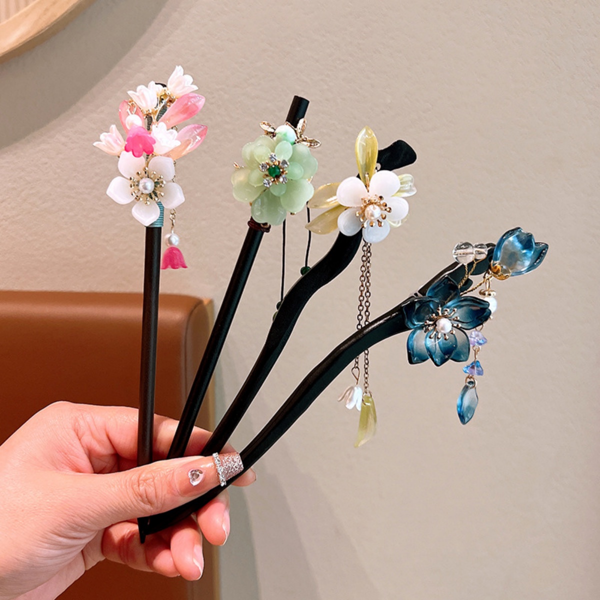 Exquisite Flower Tassel Wooden - Hanbok Hair Pin 评论和价格