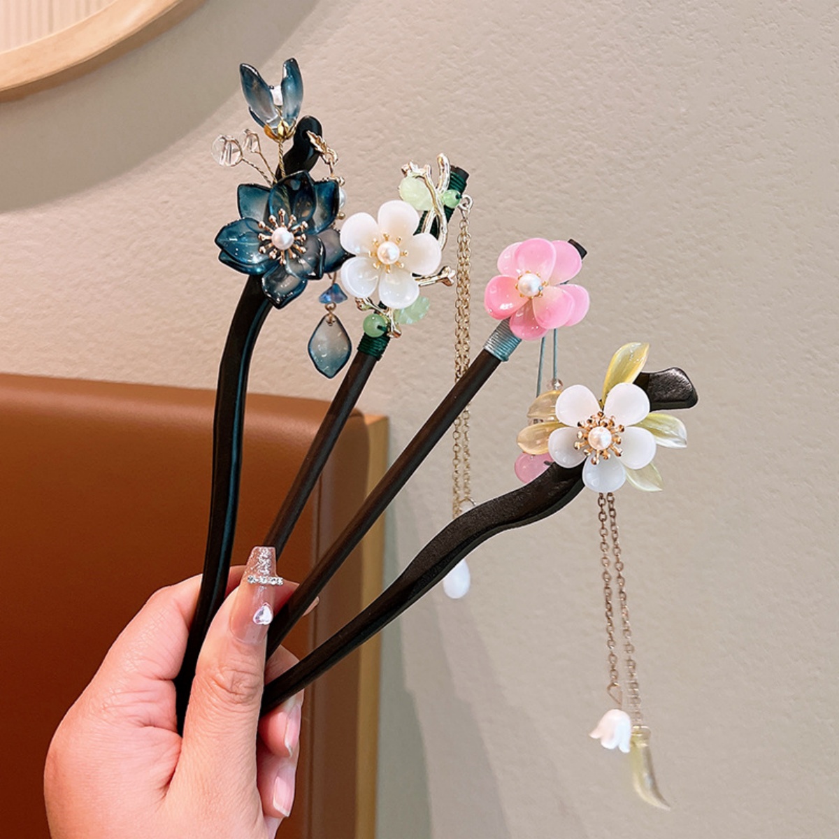 Exquisite Flower Tassel Wooden - Hanbok Hair Pin 评论和价格